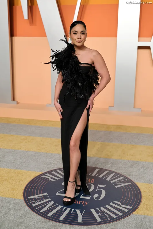 Vanessa Hudgens photo 20 of 1607