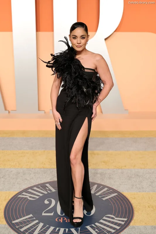 Vanessa Hudgens photo 21 of 1607