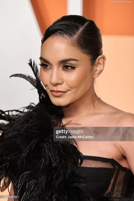 Vanessa Hudgens photo 3 of 1607