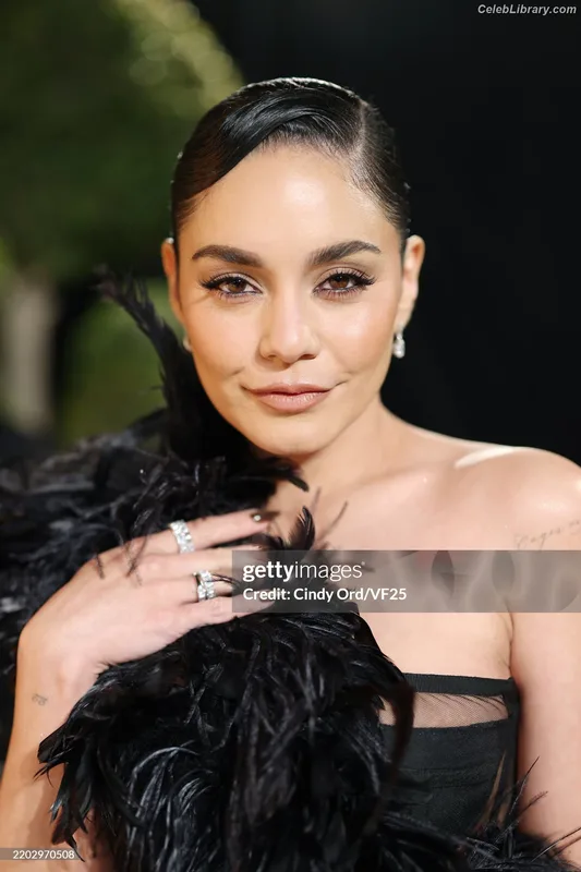Vanessa Hudgens photo 5 of 1607