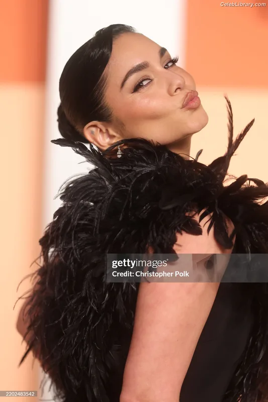 Vanessa Hudgens photo 9 of 1607