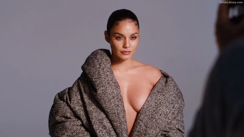Vanessa Hudgens photo 23 of 1607