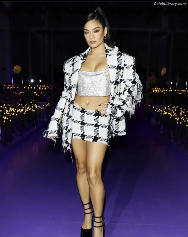 Vanessa Hudgens photo 9 of 1607