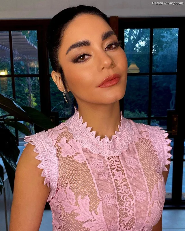 Vanessa Hudgens photo 21 of 1607