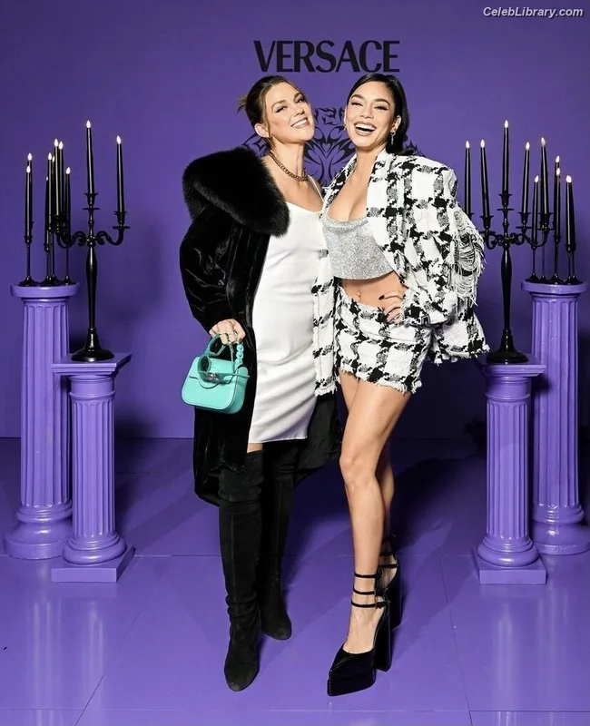 Vanessa Hudgens photo 22 of 1607