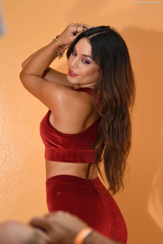 Vanessa Hudgens photo 15 of 1607