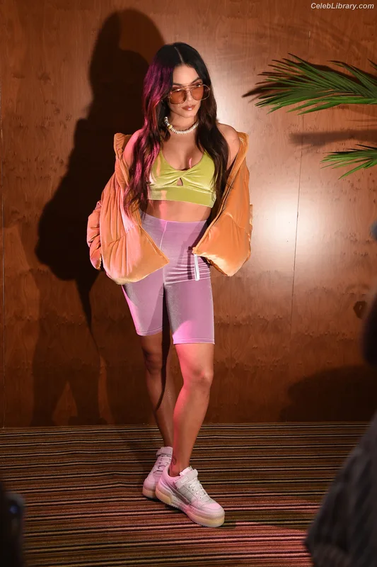 Vanessa Hudgens photo 19 of 1607