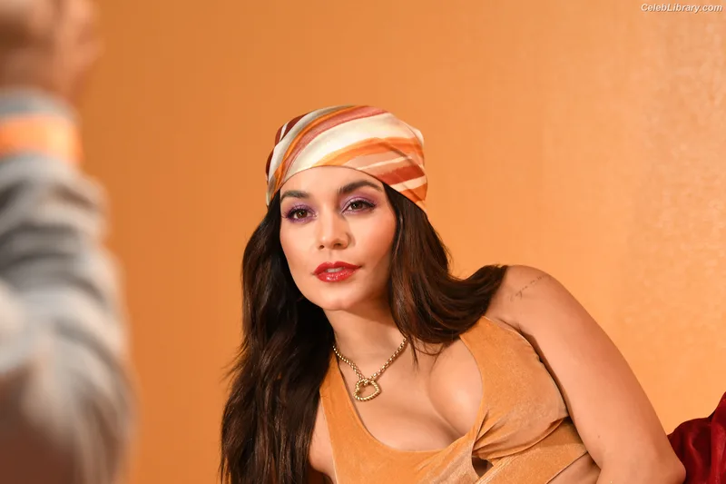 Vanessa Hudgens photo 14 of 1607