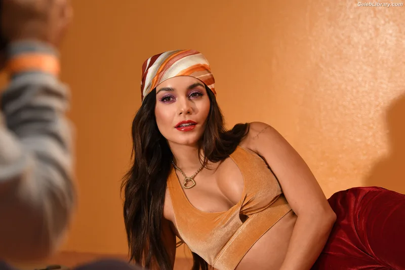 Vanessa Hudgens photo 15 of 1607