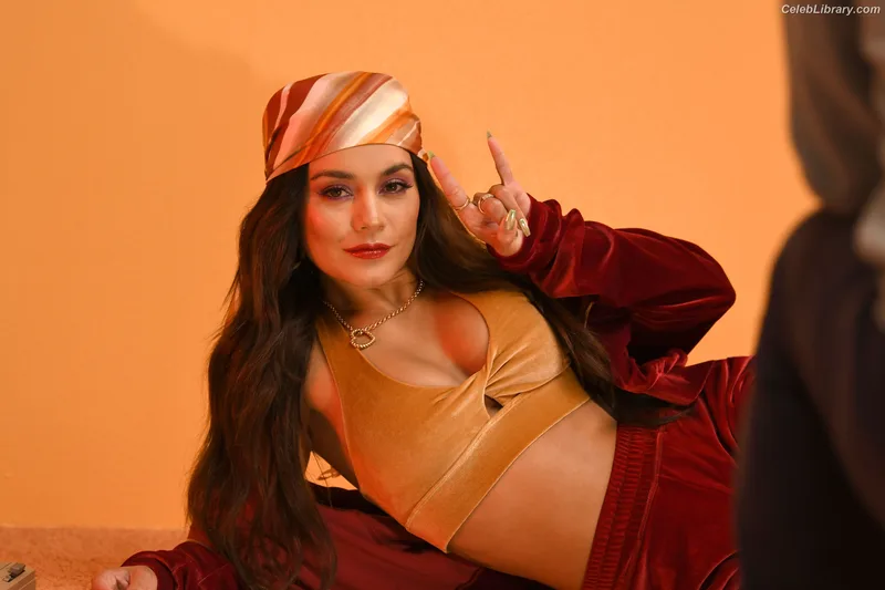 Vanessa Hudgens photo 16 of 1607