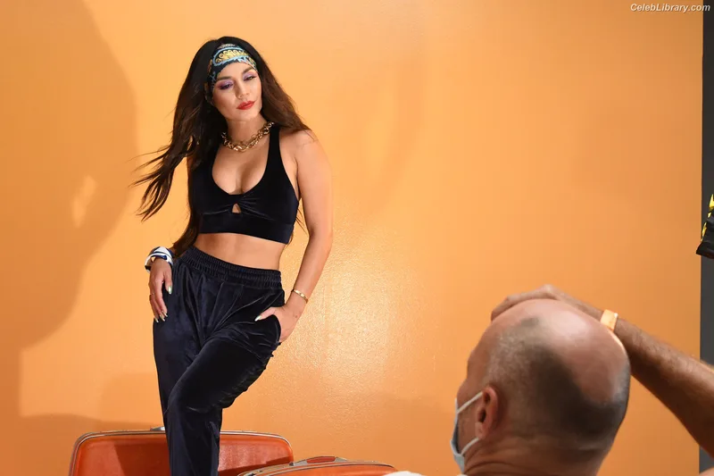 Vanessa Hudgens photo 6 of 1607