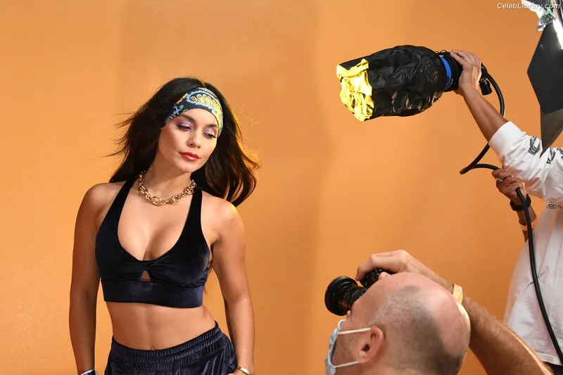 Vanessa Hudgens photo 7 of 1607