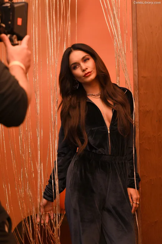Vanessa Hudgens photo 14 of 1607