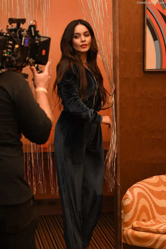 Vanessa Hudgens photo 16 of 1607