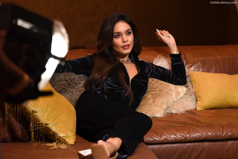 Vanessa Hudgens photo 21 of 1607