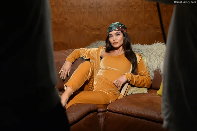 Vanessa Hudgens photo 22 of 1607