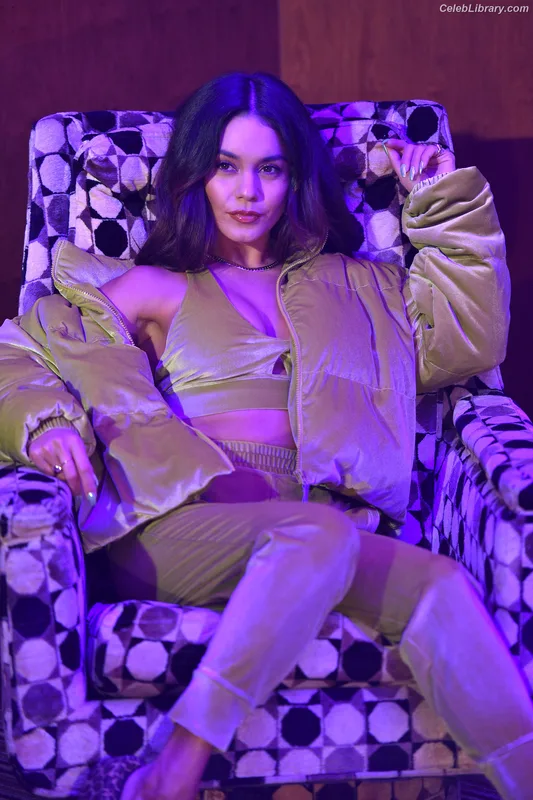 Vanessa Hudgens photo 11 of 1607