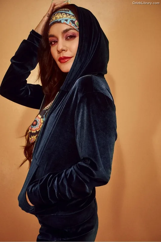 Vanessa Hudgens photo 24 of 1607