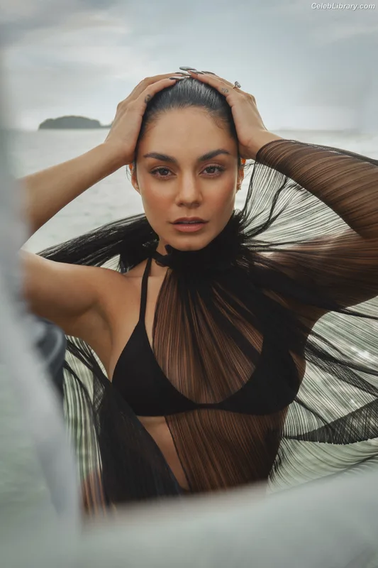 Vanessa Hudgens photo 12 of 1607