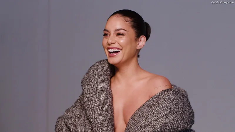 Vanessa Hudgens photo 24 of 1607