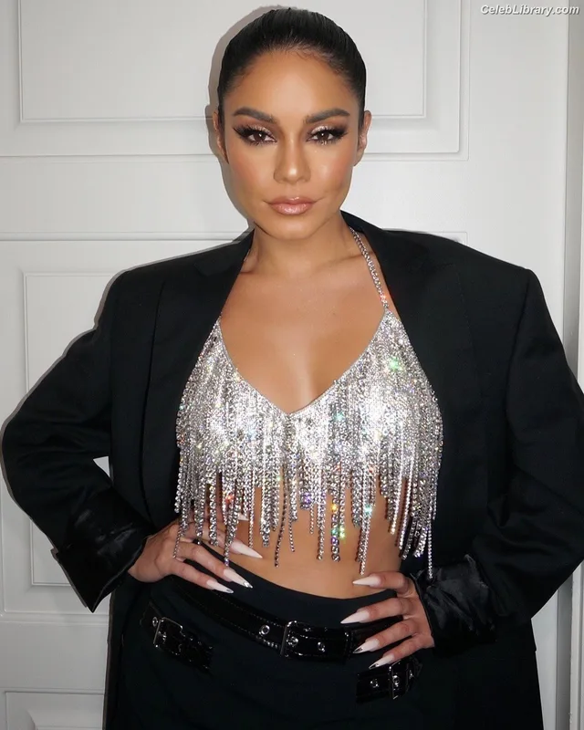 Vanessa Hudgens photo 8 of 1607