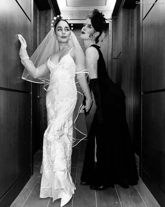 Vanessa Hudgens photo 23 of 1607