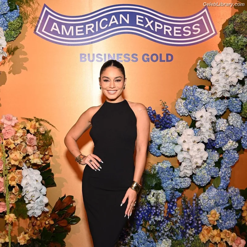 Vanessa Hudgens photo 3 of 1607