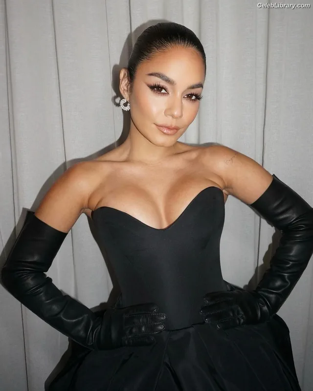 Vanessa Hudgens photo 5 of 1607