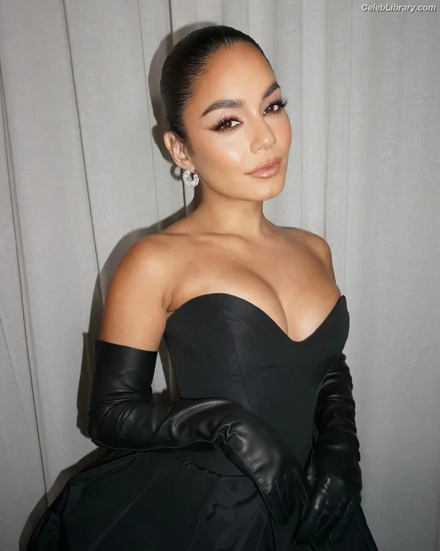 Vanessa Hudgens photo 9 of 1607