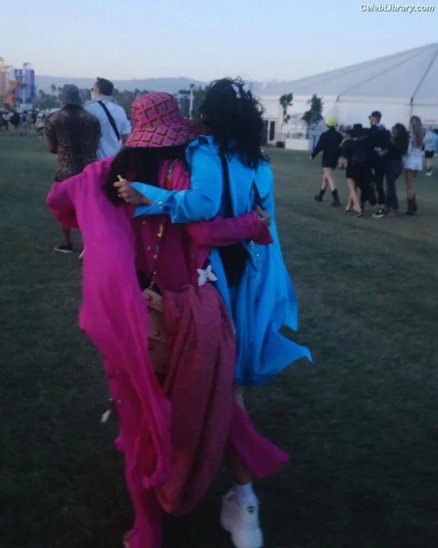 Vanessa Hudgens photo 4 of 1607