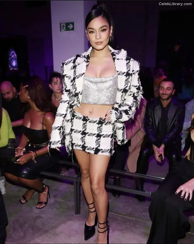 Vanessa Hudgens photo 9 of 1607