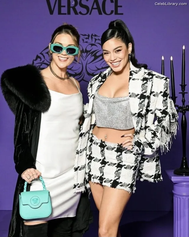 Vanessa Hudgens photo 3 of 1607