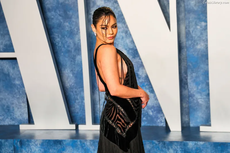 Vanessa Hudgens photo 14 of 1607