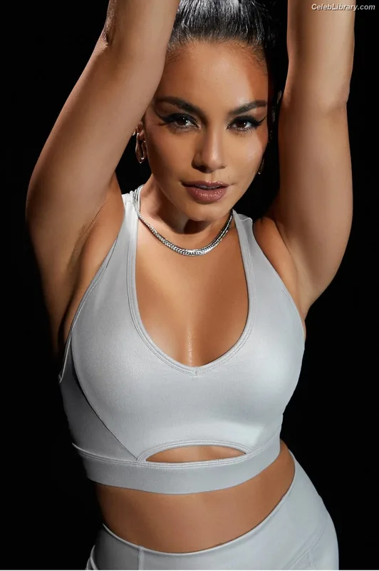 Vanessa Hudgens photo 15 of 1607