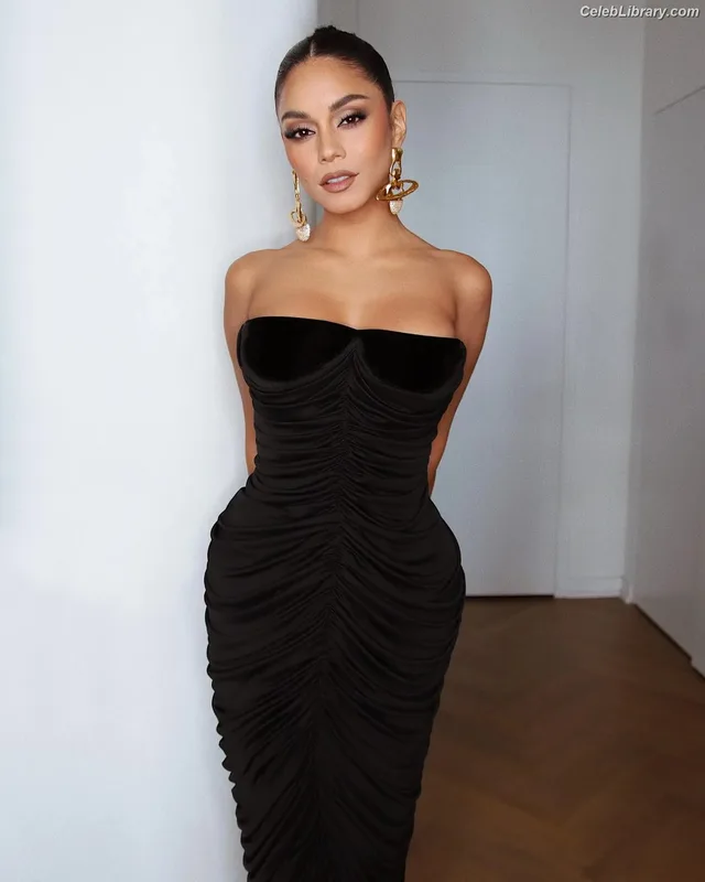 Vanessa Hudgens photo 20 of 1607