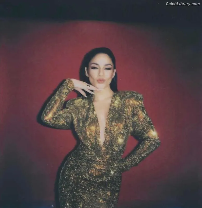Vanessa Hudgens photo 15 of 1607