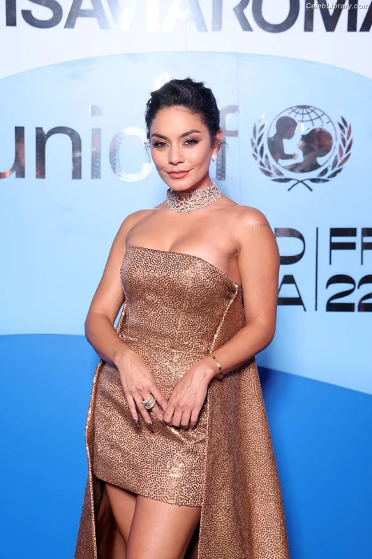 Vanessa Hudgens photo 15 of 1607