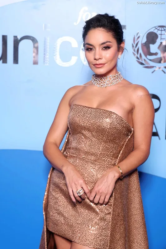 Vanessa Hudgens photo 11 of 1607