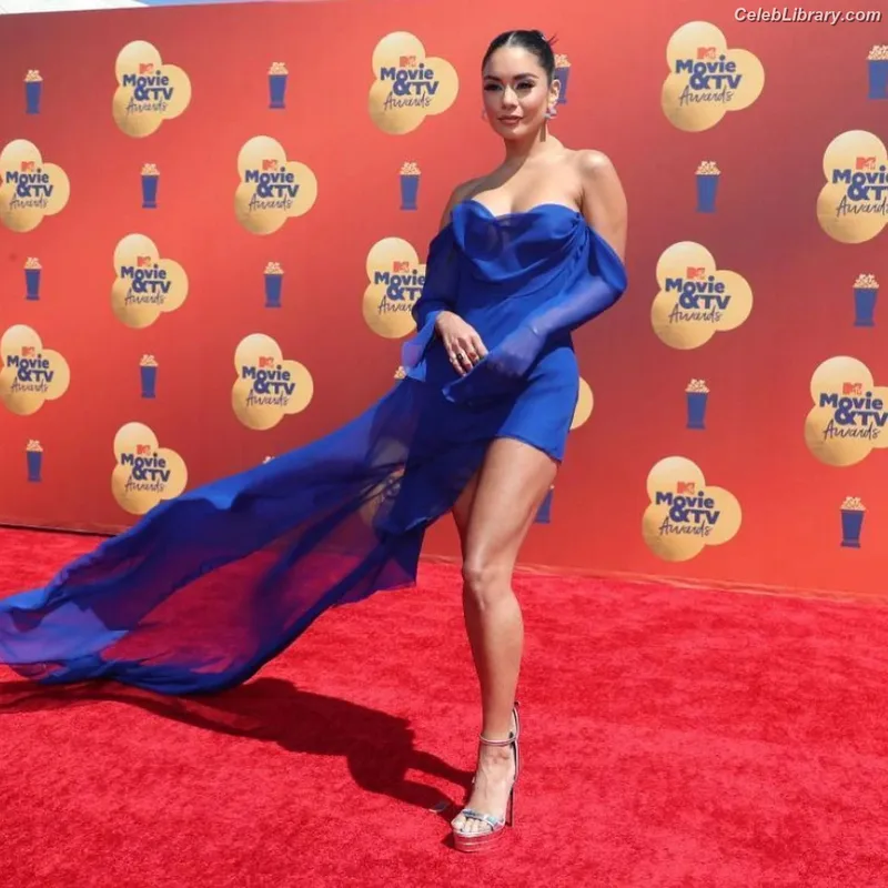 Vanessa Hudgens photo 19 of 1607