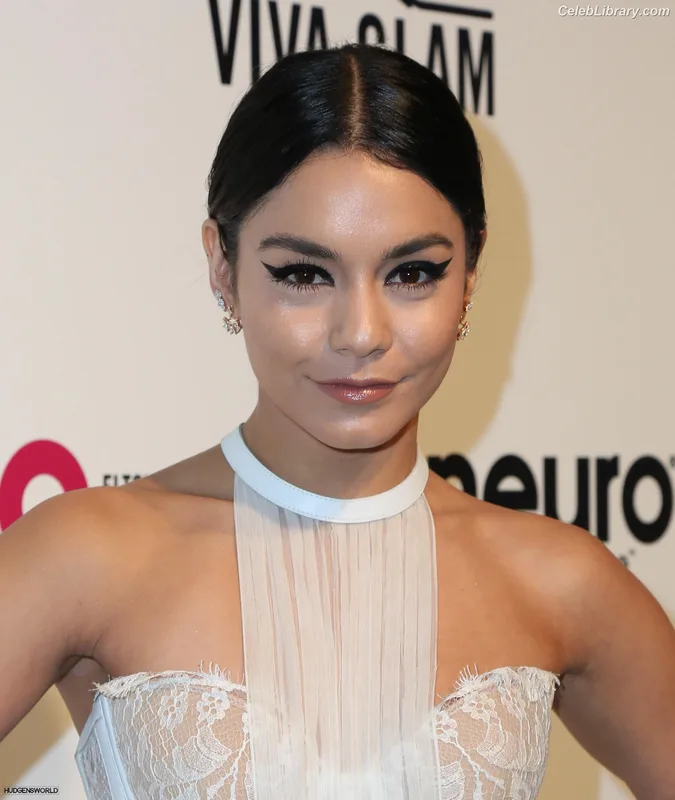 Vanessa Hudgens photo 2 of 1607