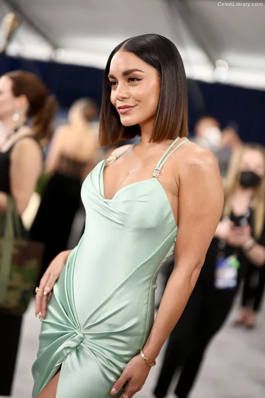 Vanessa Hudgens photo 4 of 1607
