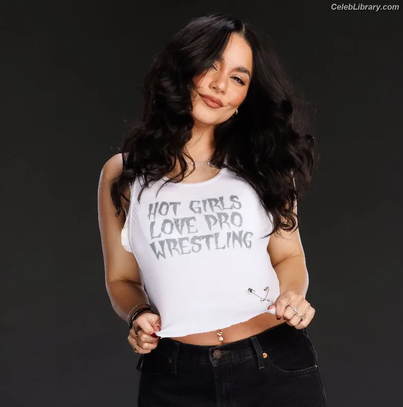 Vanessa Hudgens photo 20 of 1607