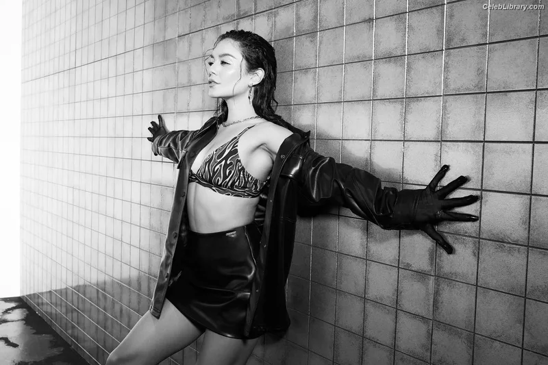 Vanessa Hudgens photo 22 of 1607