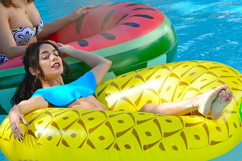 Vanessa Hudgens photo 14 of 1607