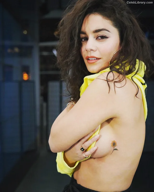 Vanessa Hudgens photo 3 of 1607