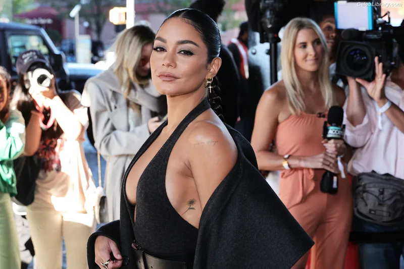 Vanessa Hudgens photo 13 of 1607