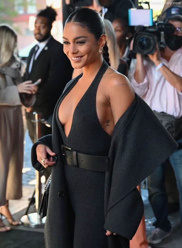 Vanessa Hudgens photo 14 of 1607