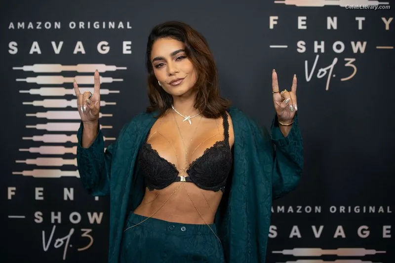 Vanessa Hudgens photo 9 of 1607