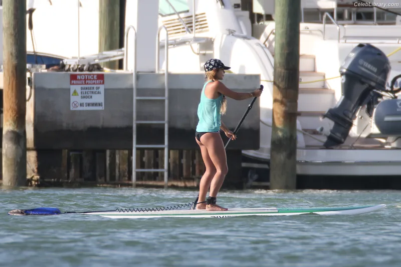 Vanessa Hudgens photo 18 of 1607