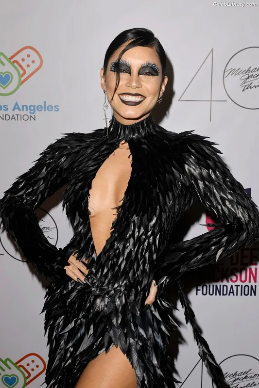 Vanessa Hudgens photo 19 of 1607